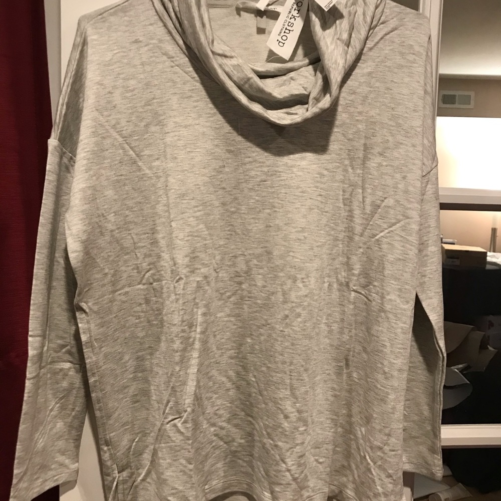 Workshop cowlneck shirt